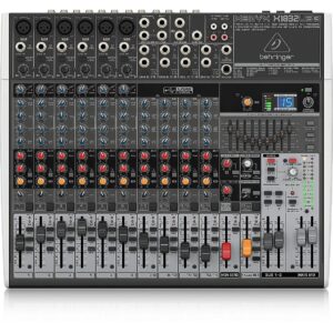 Behringer X1832USB audio mixer 18 channels 27000152 4033653021197